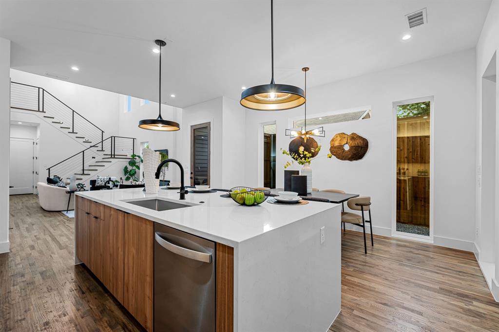 Mount Auburn - Residential