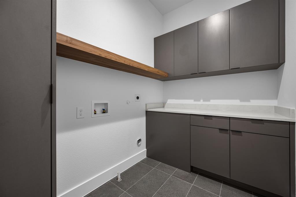 Mount Auburn - Residential