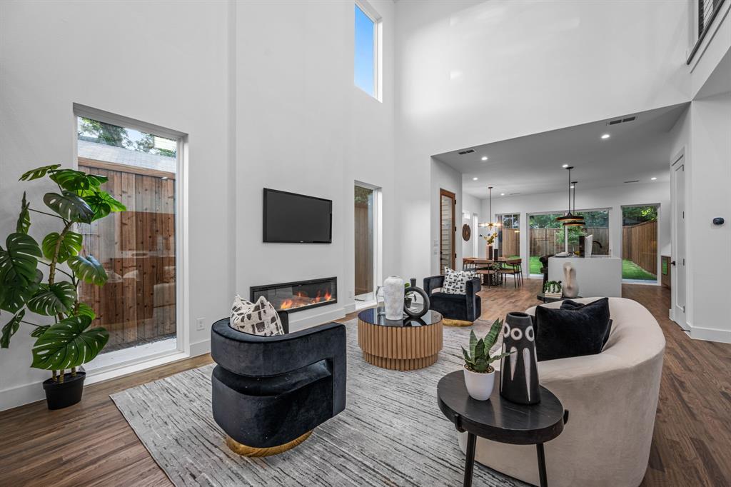 Mount Auburn - Residential