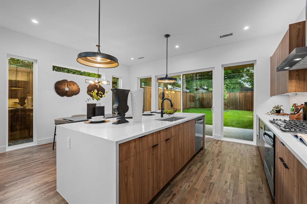 Mount Auburn - Residential