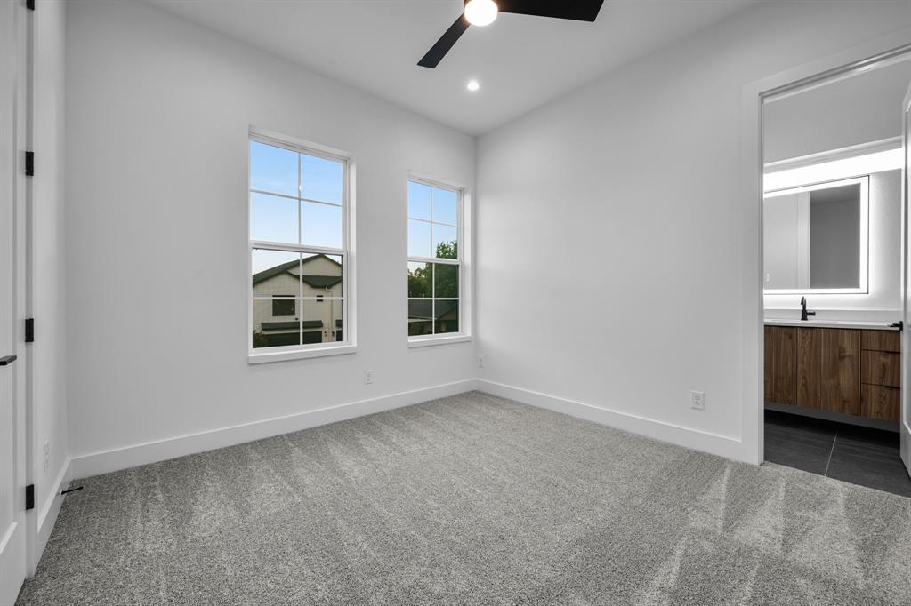 Mount Auburn - Residential