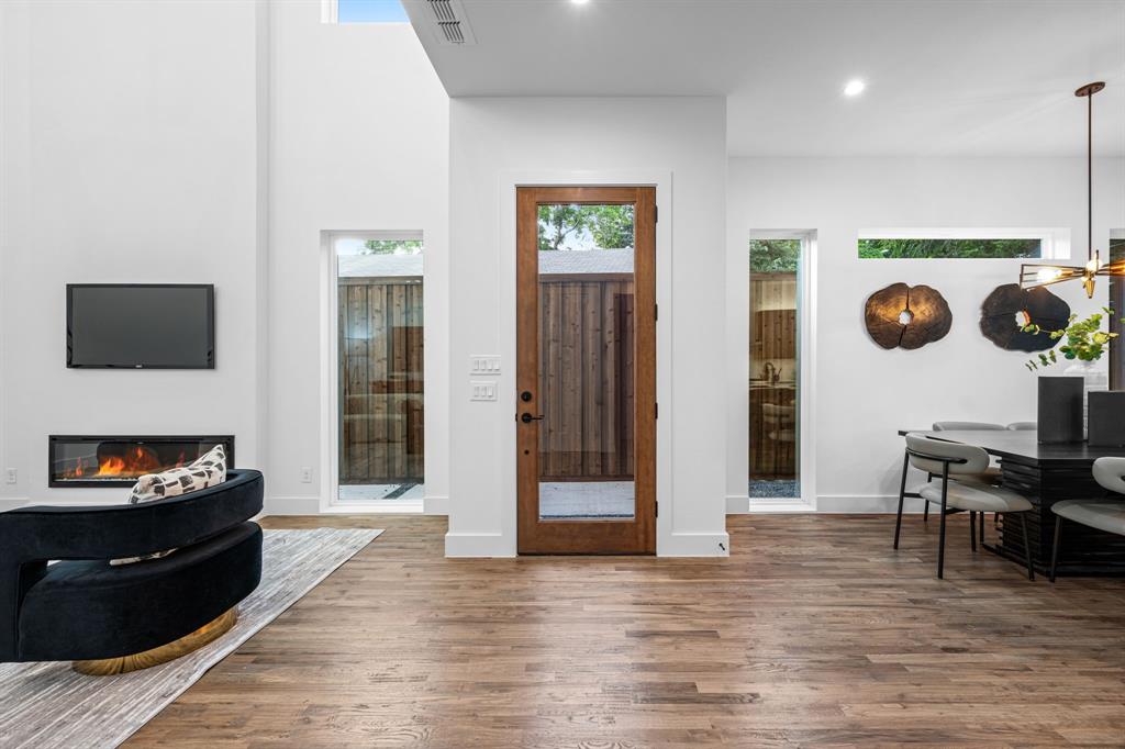 Mount Auburn - Residential