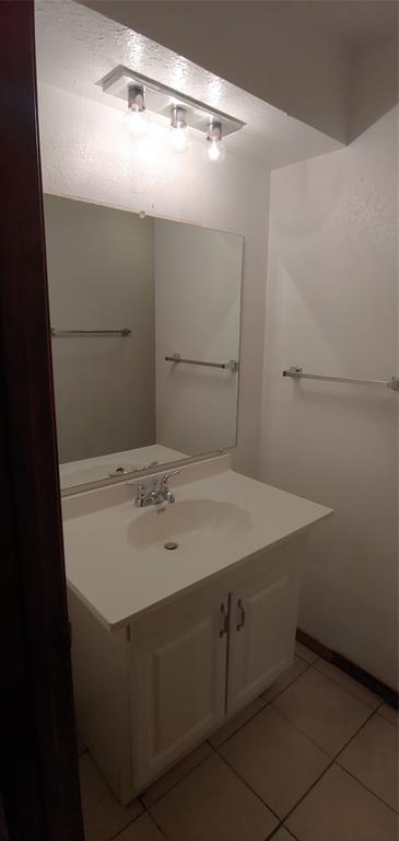 Hampton Place Estates - Residential Lease