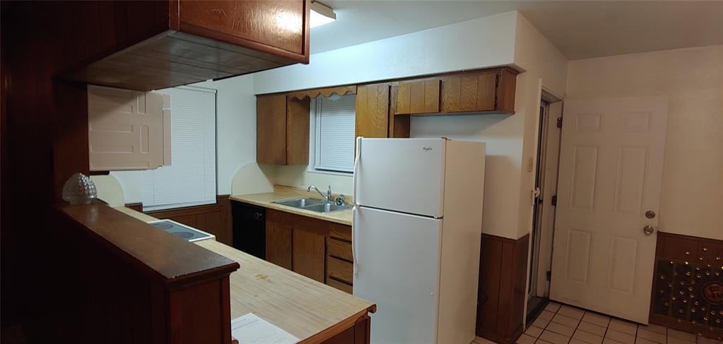 Hampton Place Estates - Residential Lease