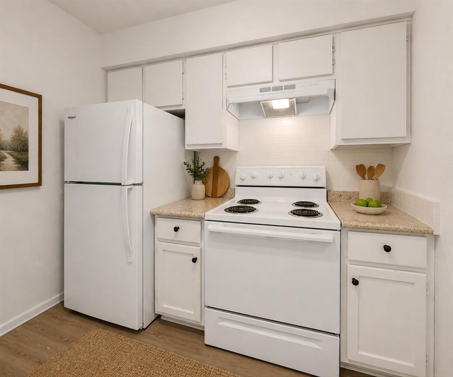 Tealwood-On-The-Creek Condo - Residential
