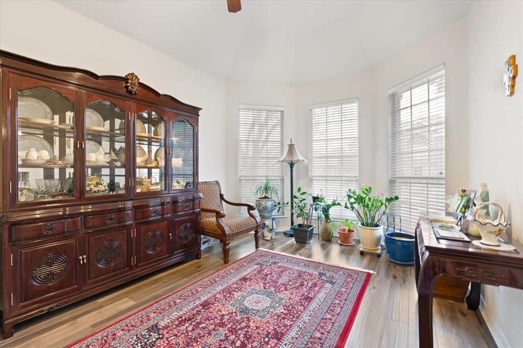 Legend Crest Ph V - Residential