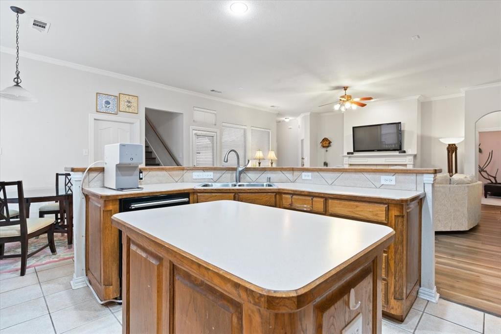 Legend Crest Ph V - Residential