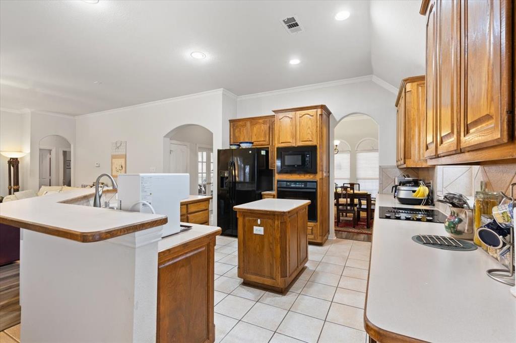 Legend Crest Ph V - Residential