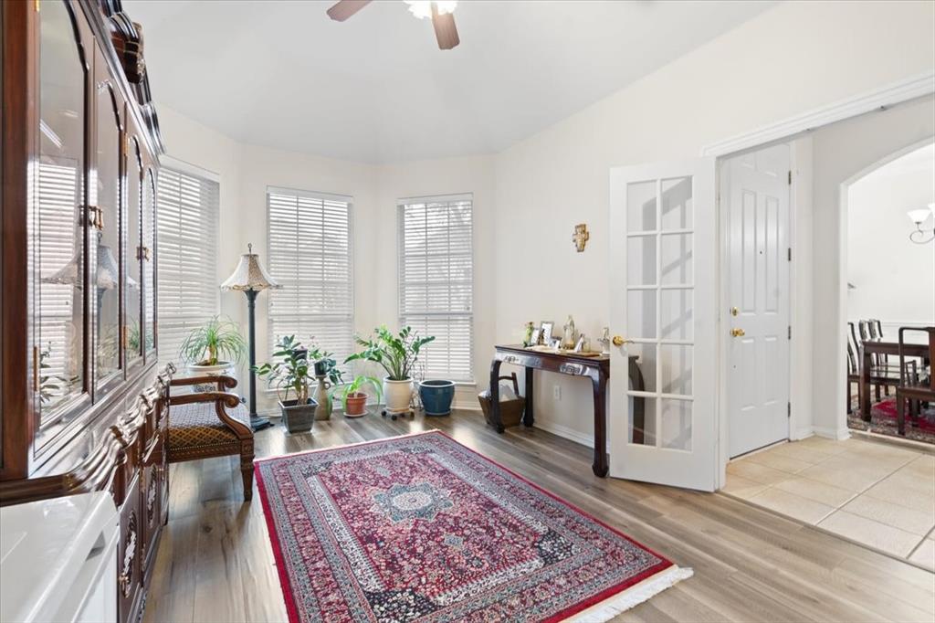 Legend Crest Ph V - Residential