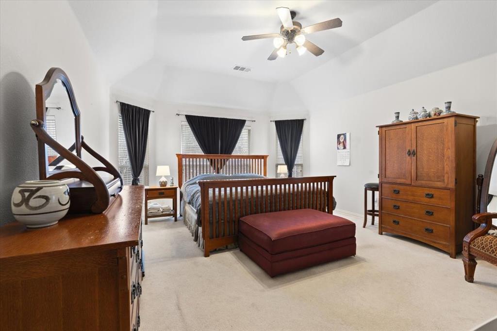 Legend Crest Ph V - Residential