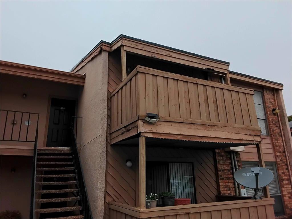 8110 Skillman Street 2068