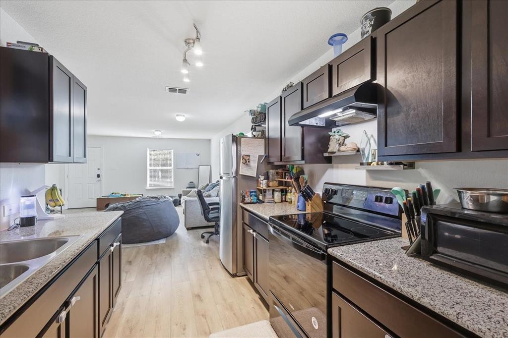 Pelican Bay Tenth Filing - Residential