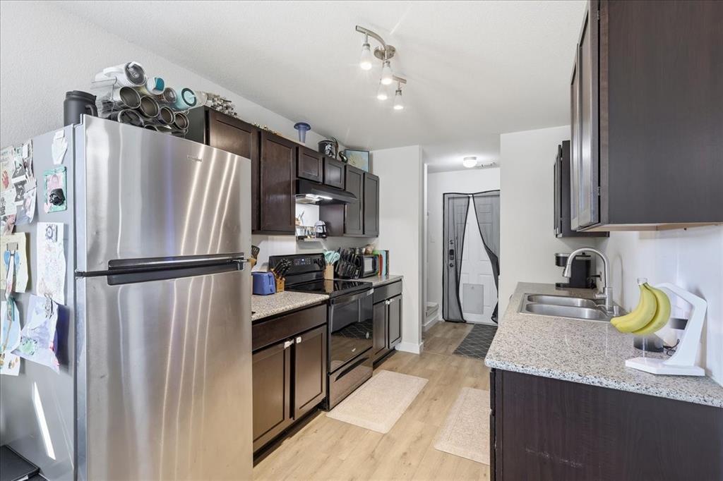 Pelican Bay Tenth Filing - Residential