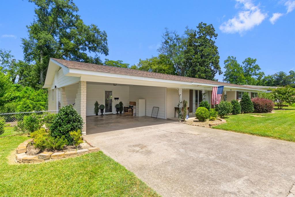 3014 Brentwood Drive