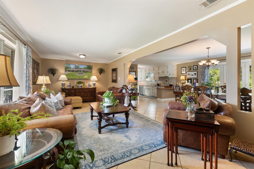 3014 Brentwood Drive