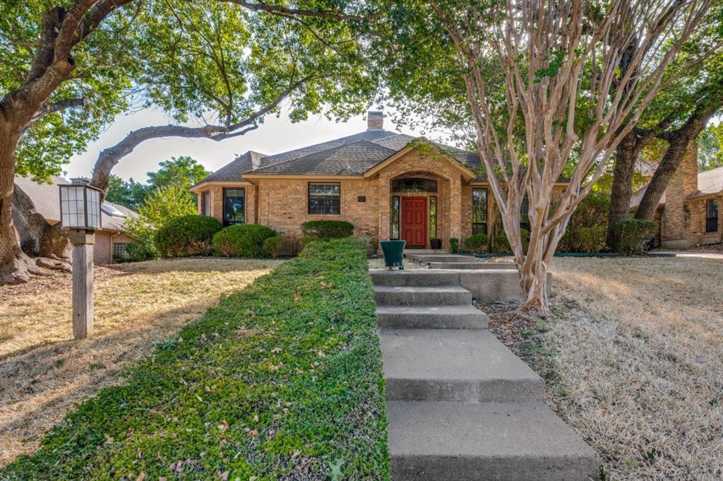5212 Whispering Oaks Drive