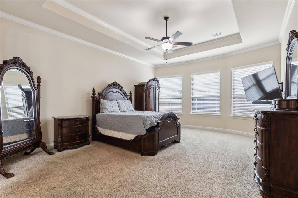 Knott's Landing on Little Road - Residential