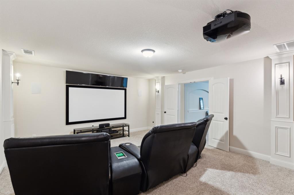 Knott's Landing on Little Road - Residential