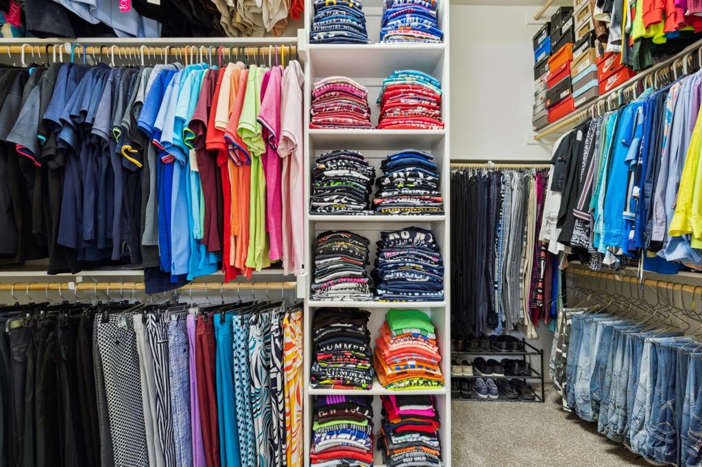 Knott's Landing on Little Road - Residential