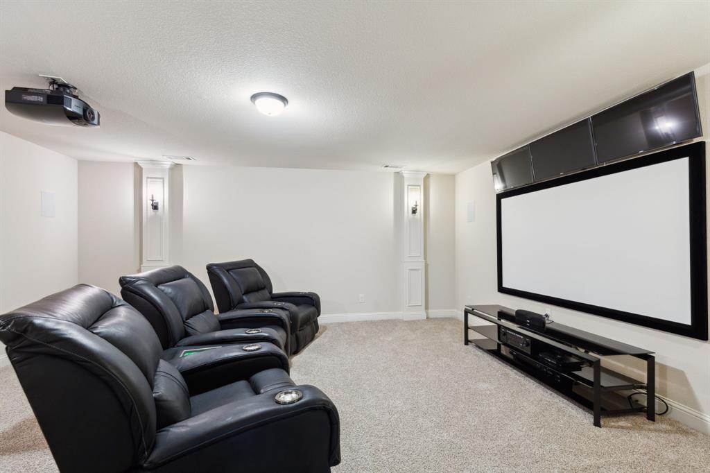 Knott's Landing on Little Road - Residential