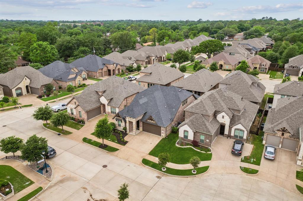 Knott's Landing on Little Road - Residential