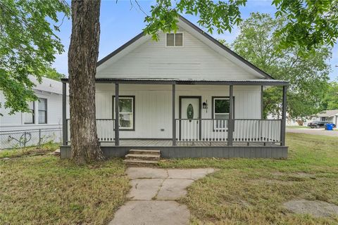 1601 N 11TH Street Waco TX 76707