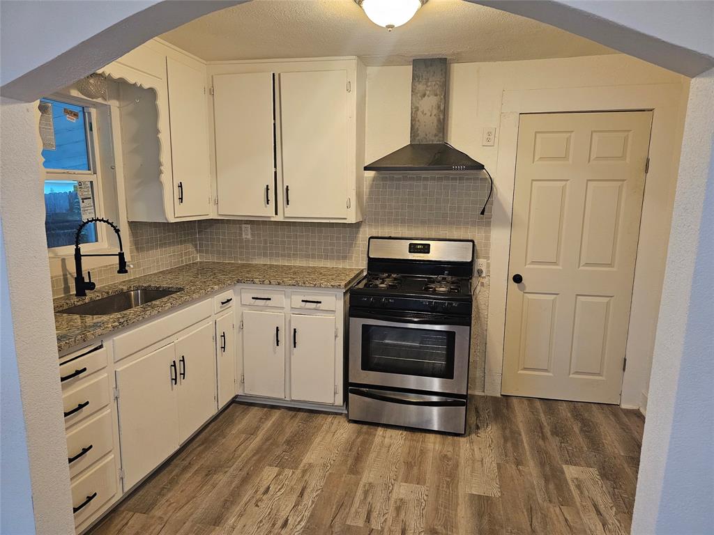 3120 Hiawatha Trail