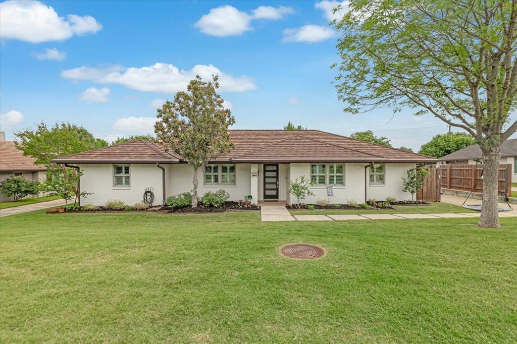 27 Crestwood Drive