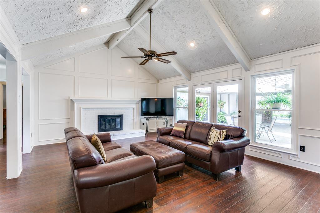 2831 Creekwood Court