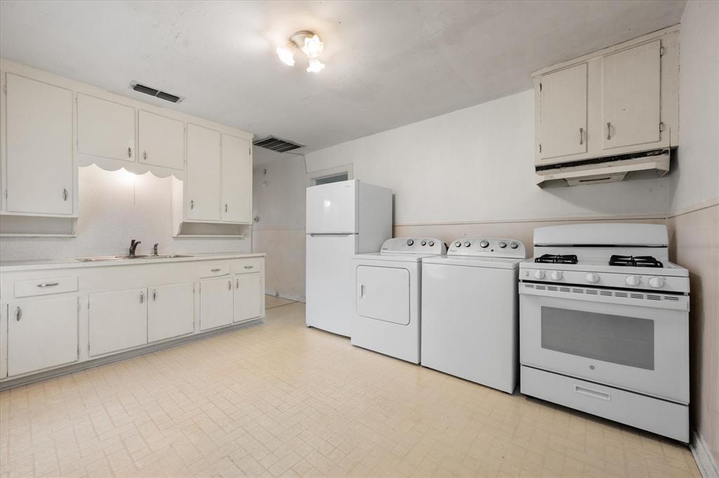 Pecan Acres Sub - Residential