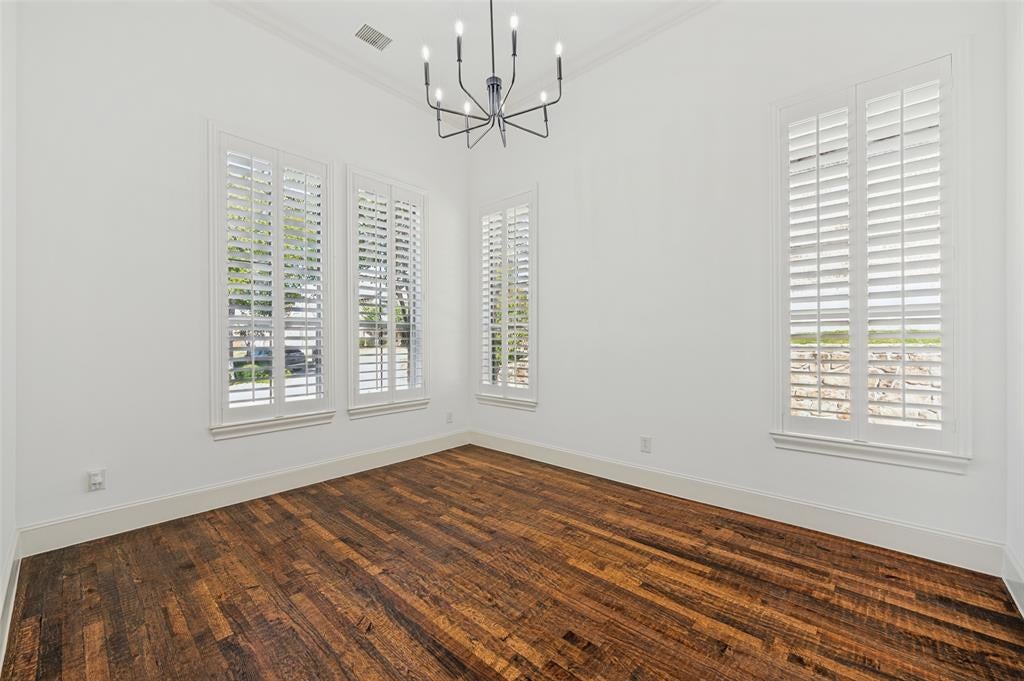 2105 Camden