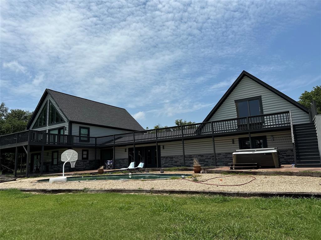 1879 SE County Road 2160 SE