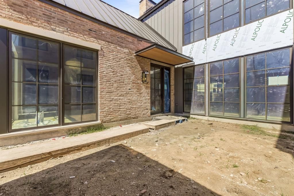 Photo of 6457 Ellsworth Avenue, Dallas, TX 75214 (MLS # 21208231)