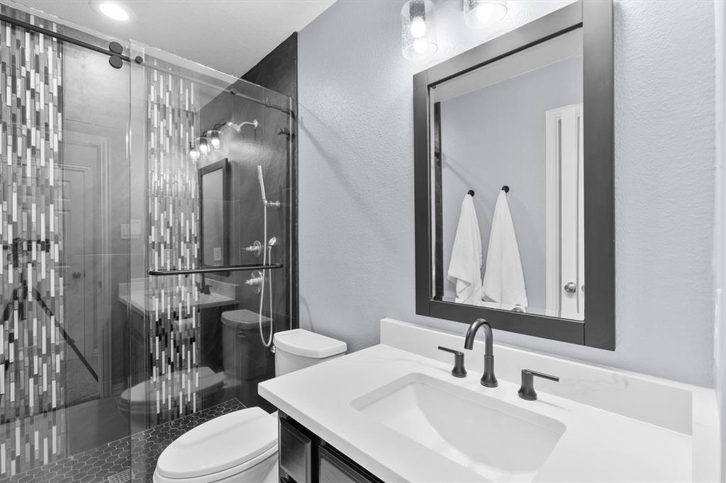 Frisco, Texas 75035, United States, 5 Bedrooms Bedrooms, ,5 BathroomsBathrooms,Residential,Active,212678