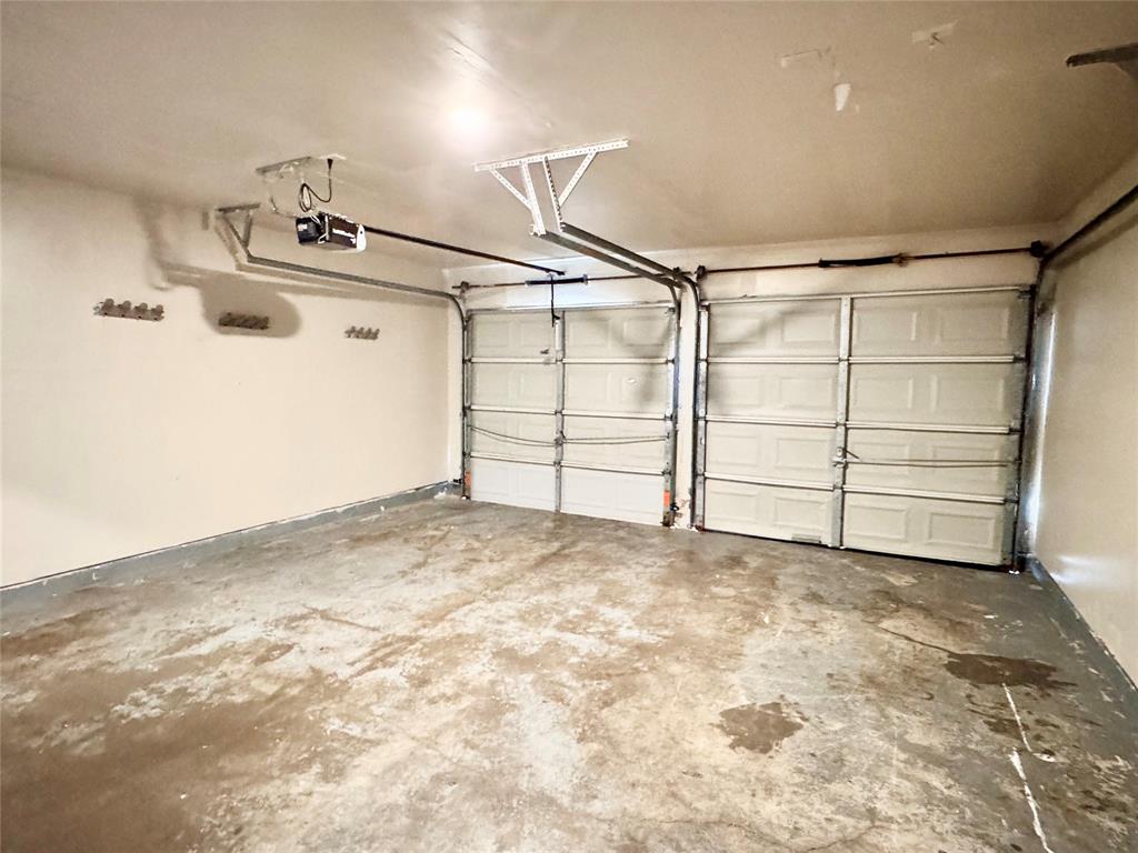 AMBERCREST ADDITION - Residential Lease