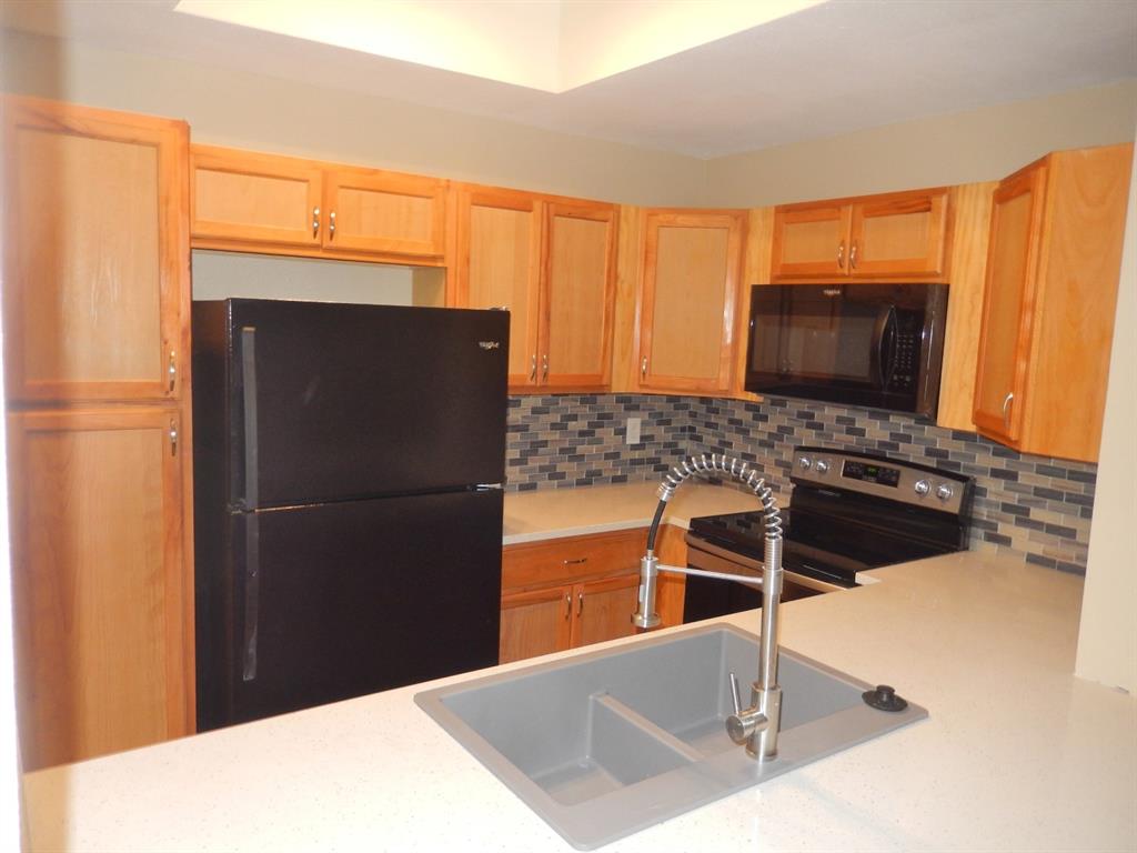 8601 Park Lane 312