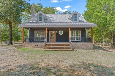 Photo of 1701 Vz County Road 3211, Wills Point, TX 75169 (MLS # 21420074)