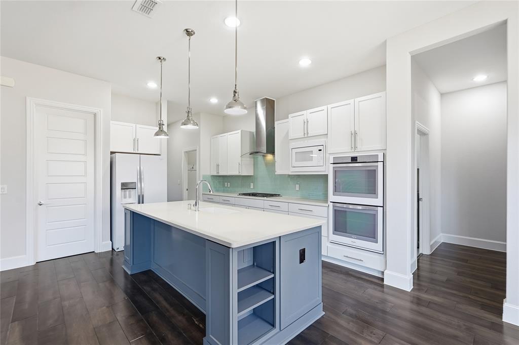 4216 Vista Terrace Drive