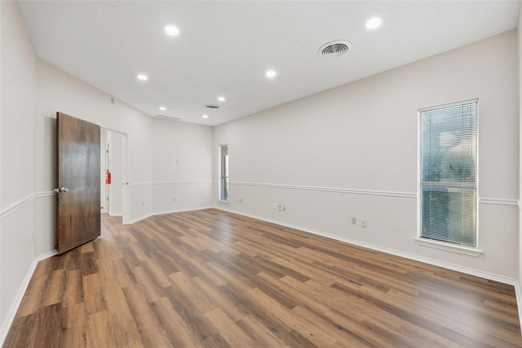 Turner James T Add - Commercial Lease