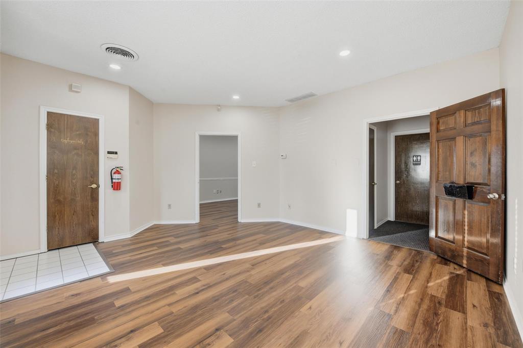 Turner James T Add - Commercial Lease