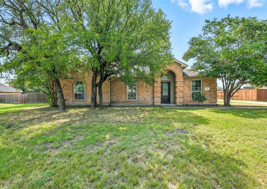 Ready for you to move into this all-brick ranch featuring 3 bedrooms and 2 bathrooms with 2 car side entry garage. Enter to be greeted by the open floor plan with dining room that opens to the spacious kitchen with center island, breakfast bar, built-in microwave, electric stove, refrigerator, ample cabinets, pantry, tile floor & breakfast room. The oversized family room boasts built in speakers ceiling fan and door to the oversized private fenced backyard with stone patio, perfect for gatherings. Next, is the owner's suite with vaulted ceiling, ceiling fan and opens to the spacious owner's bathroom with garden tub, separate tiled shower, double vanity and walk in closet. Spacious additional bedroom shares a bathroom with built in medicine cabinet and there is a large laundry room with built in cabinets and tile floor. This one will not last long. 

Pets welcome with prior approval, deposit & pet monthly rent!

**Security deposit options: PAY A REFUNDABLE CASH DEPOSIT IN FULL OR PAY A MONTHLY FEE IN LIEU OF CASH DEPOSIT UPON APPROVAL**
