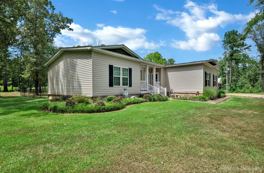 5758 HWY 169