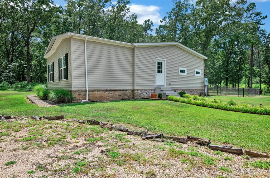5758 HWY 169