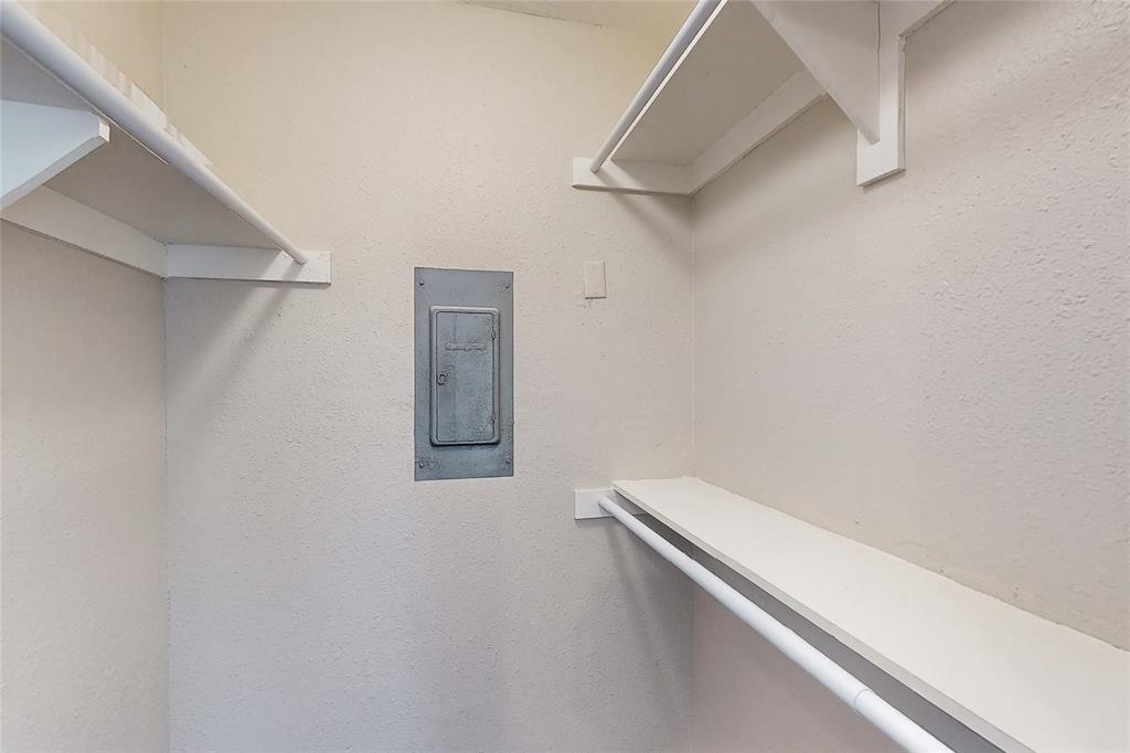 Oakbluff Condo - Residential Lease