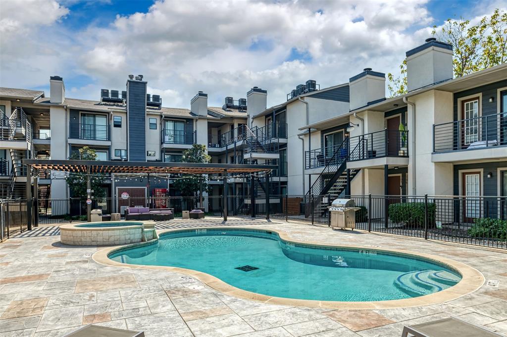 Oakbluff Condo - Residential Lease