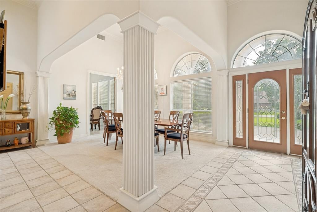 9709 Divot Drive