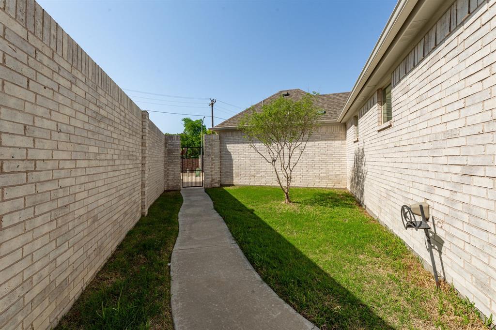 Fountain Village - Residential