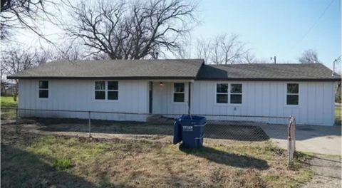 A home in Terrell