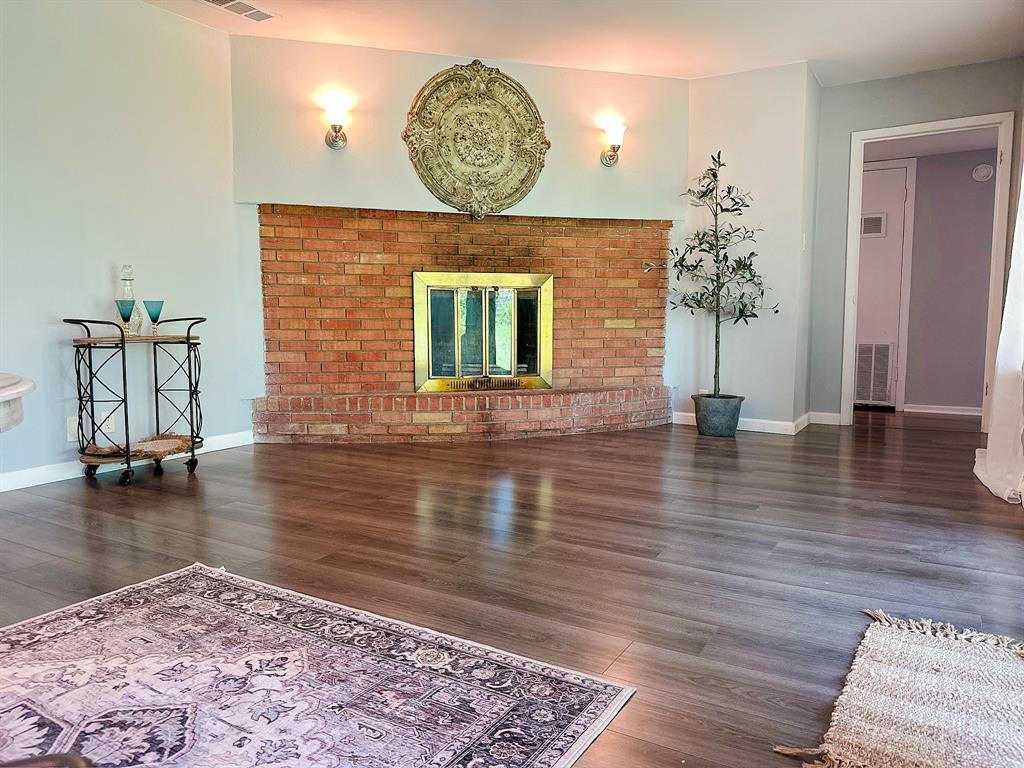 Original Cleburn - Residential