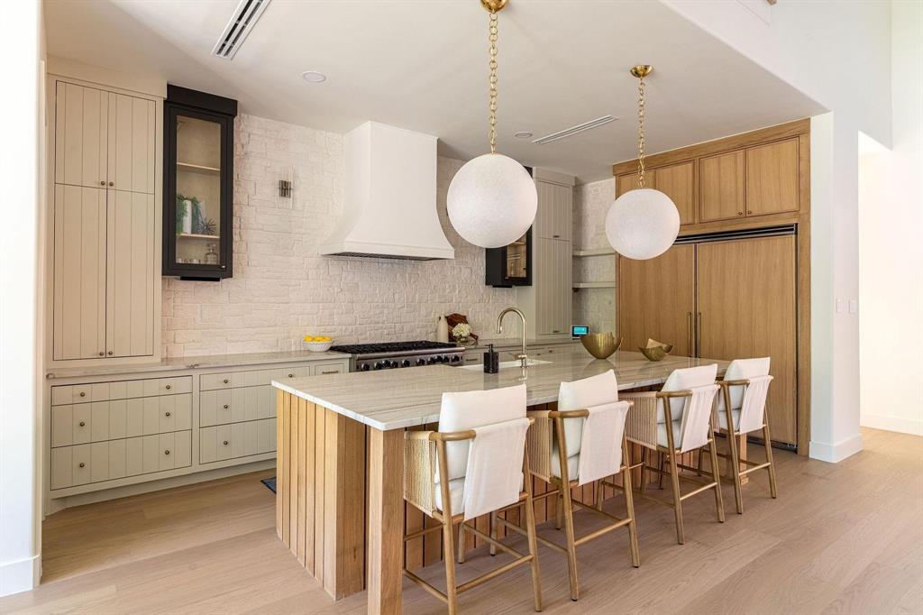 NORTH DAVILLA DRIVE ESTATESGLENRIDGE ESTATES 3 - Residential